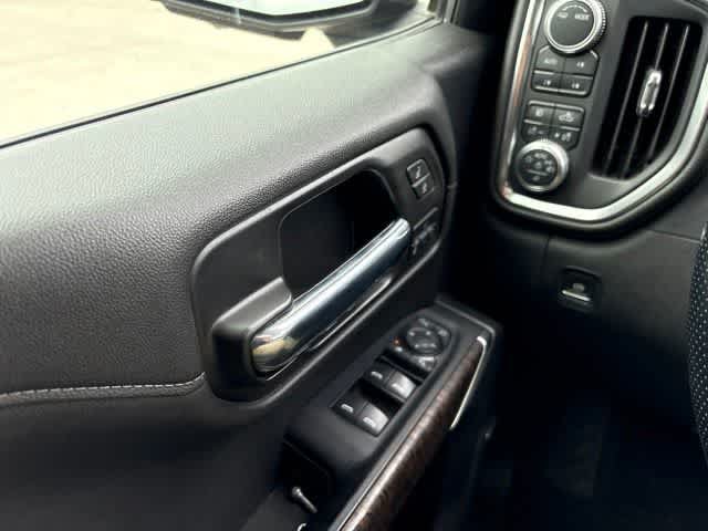 Used 2020 GMC Sierra 1500 Denali w/ Denali Ultimate Package AWD/4WD image 24