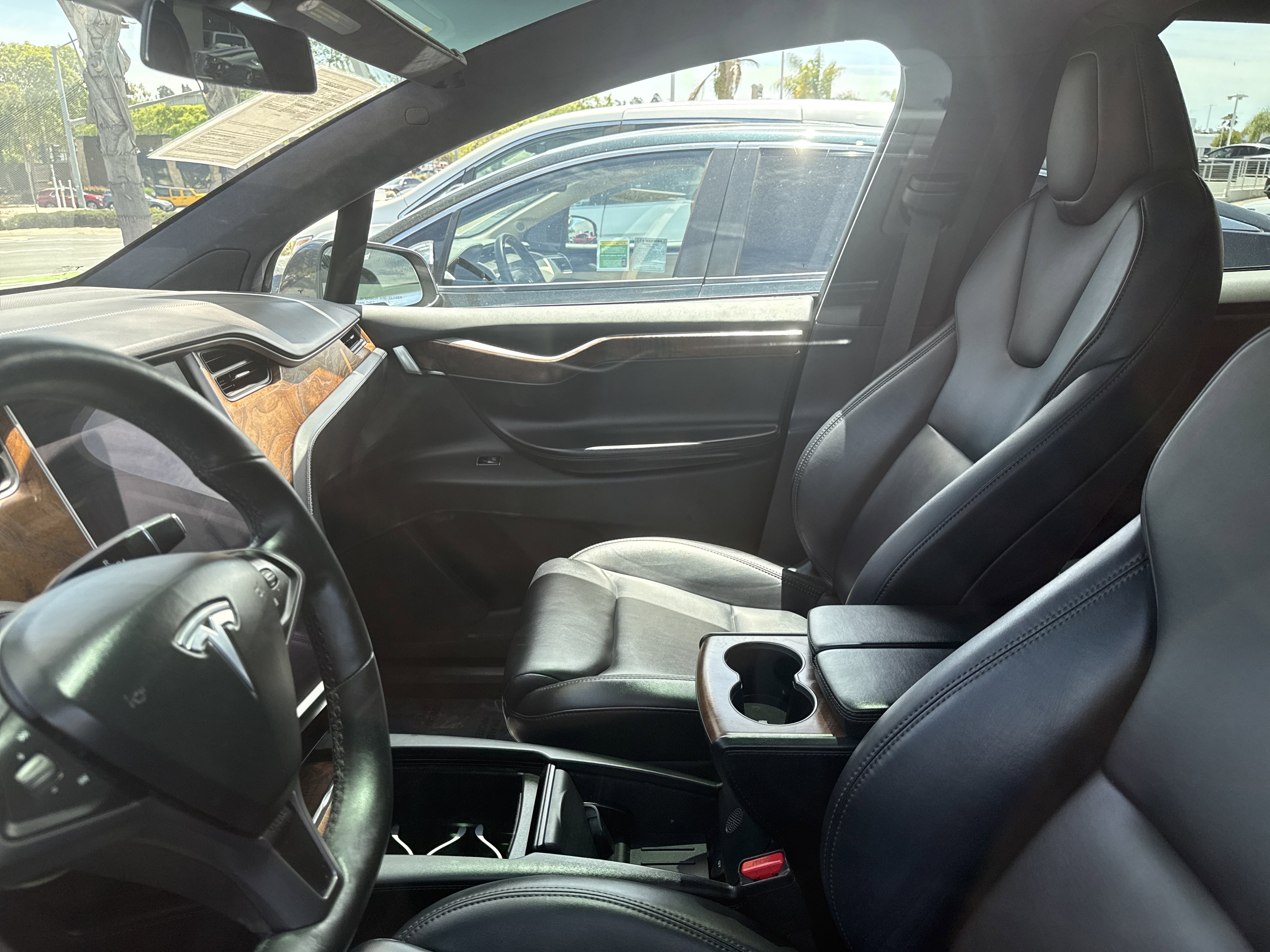 Used 2020 Tesla Model X Long Range AWD/4WD image 11