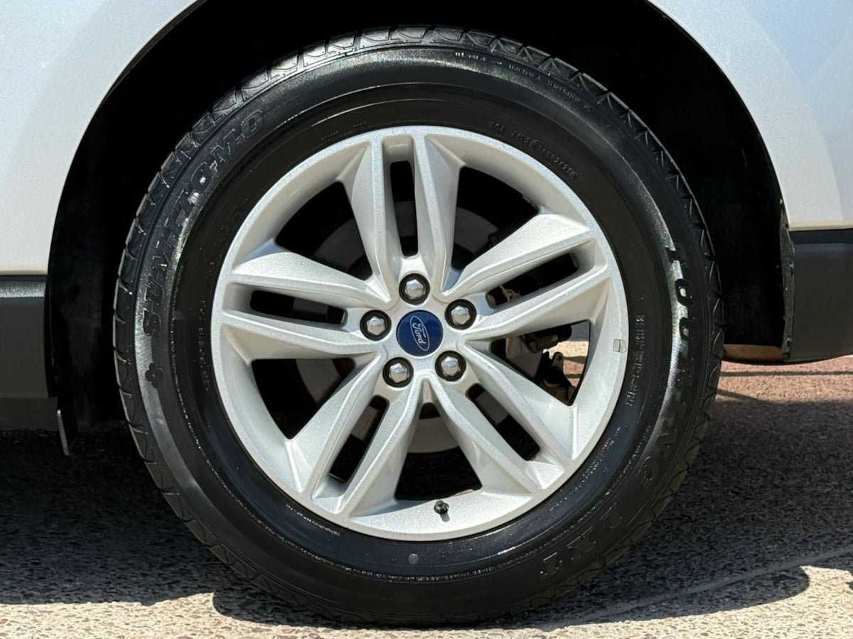 Used 2017 Ford Edge SEL w/ Equipment Group 201A FWD image 27