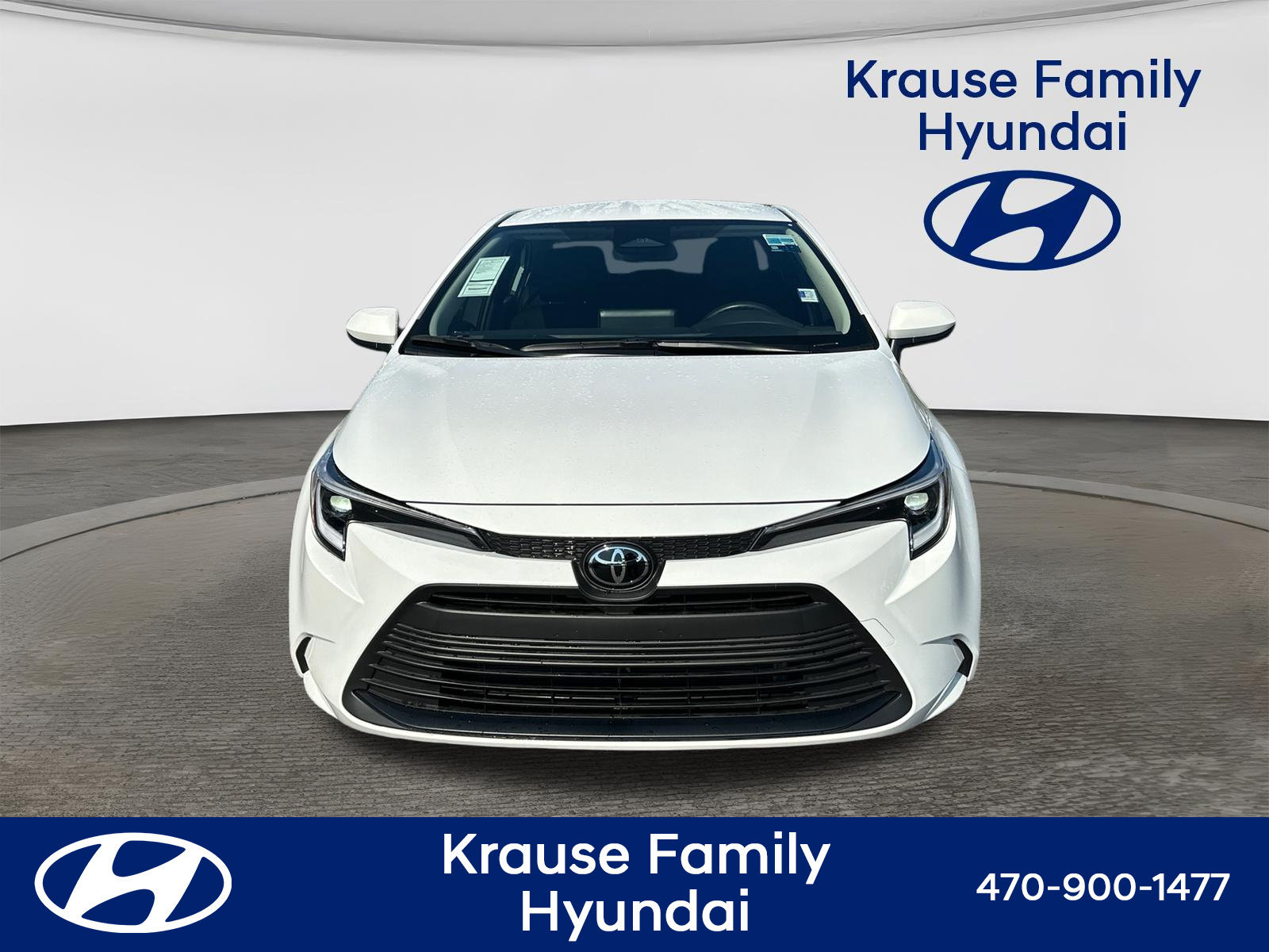 Used 2026 Toyota Corolla LE FWD image 2