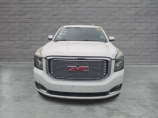 Used 2016 GMC Yukon Denali RWD image 2