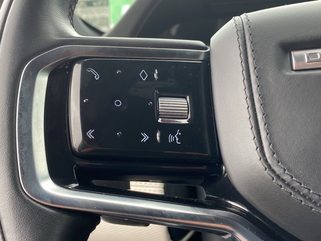 Used 2023 Land Rover Discovery Sport SE R-Dynamic AWD/4WD image 26