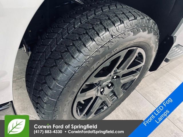 Used 2025 Chevrolet Silverado 1500 LT Trail Boss w/ Convenience Package II image 39