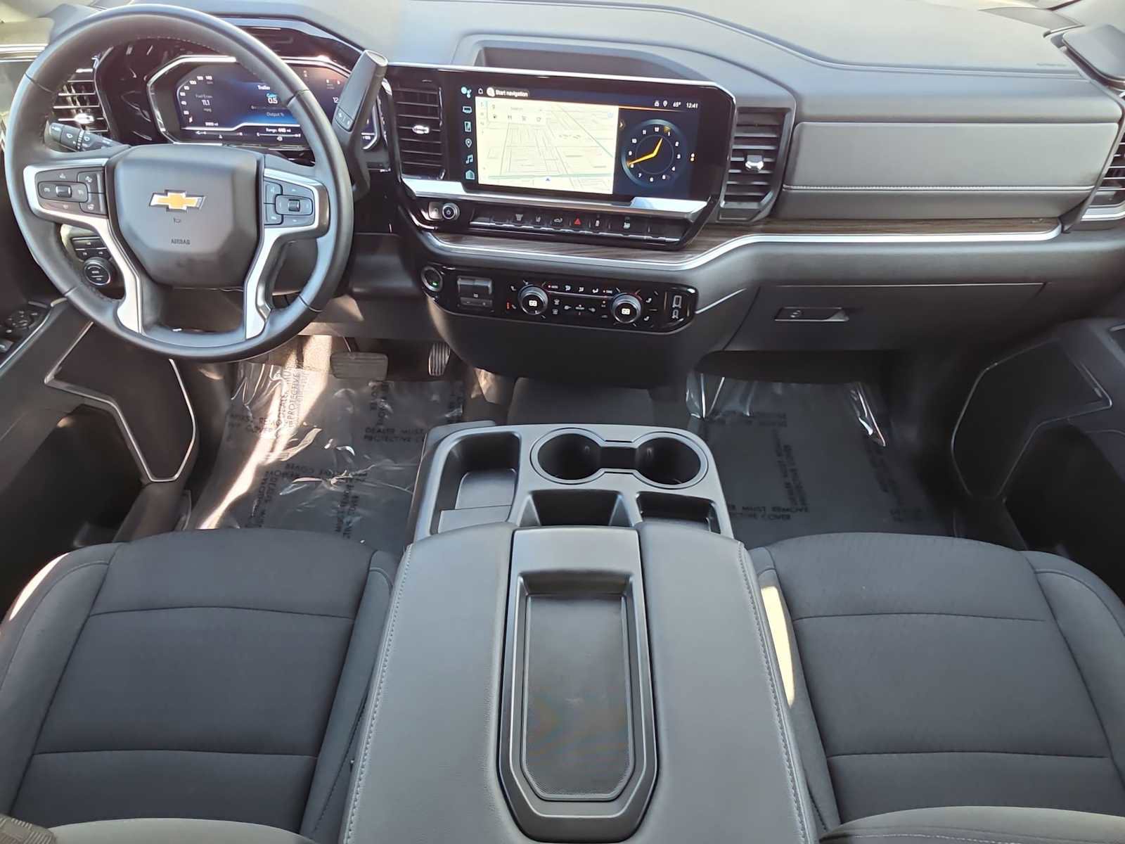 Used 2025 Chevrolet Silverado 2500 LT w/ Convenience Package image 13