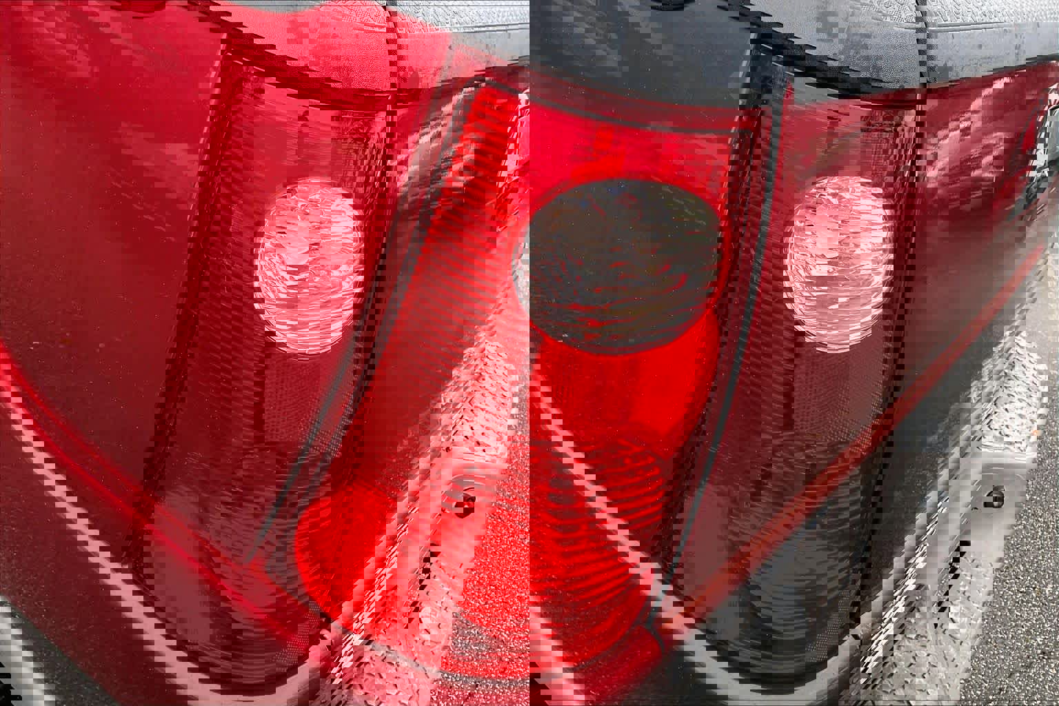 Used 2002 Ford Explorer Sport Trac 2WD image 28