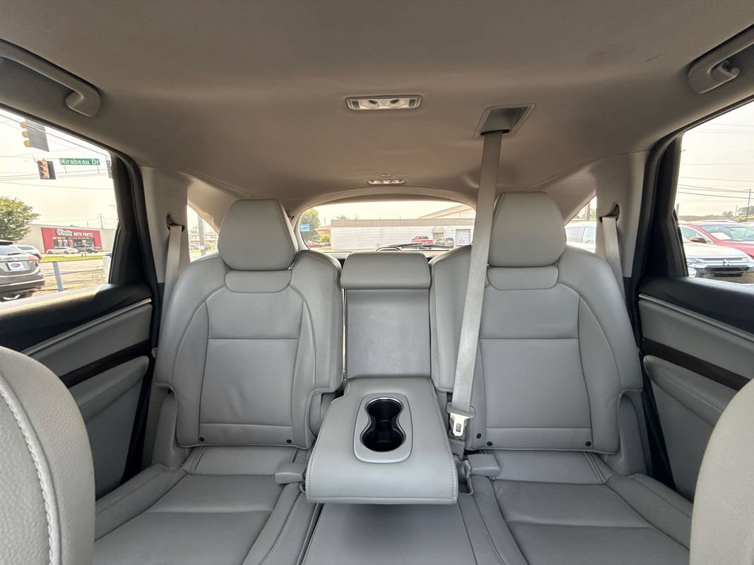 Used 2020 Acura MDX SH-AWD image 41