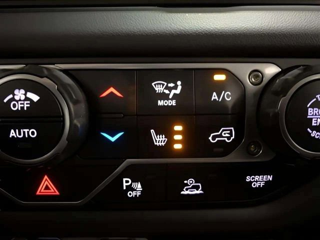 Used 2025 Jeep Wrangler Unlimited Sahara w/ Safety Group AWD/4WD image 61