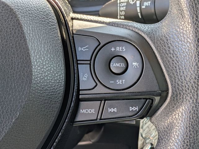 Used 2020 Toyota Corolla LE image 20