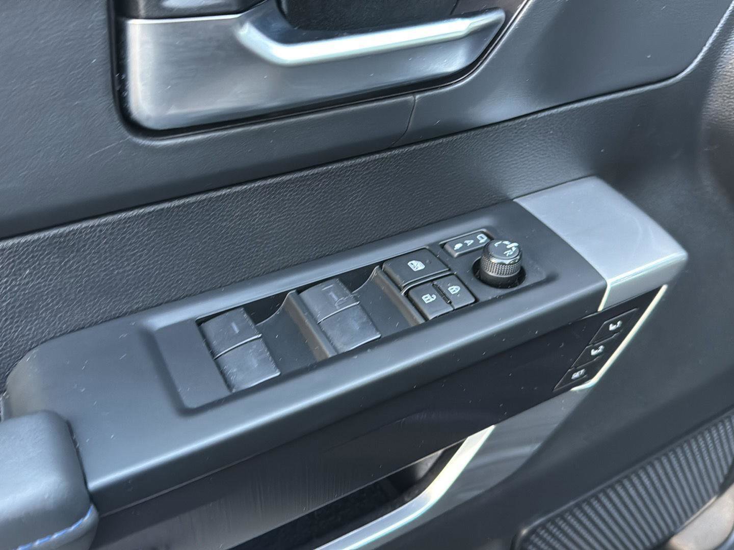 Used 2023 Toyota Tundra Platinum image 29