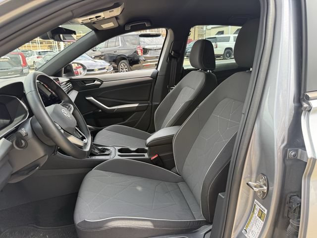 Used 2025 Volkswagen Jetta Sport FWD image 22