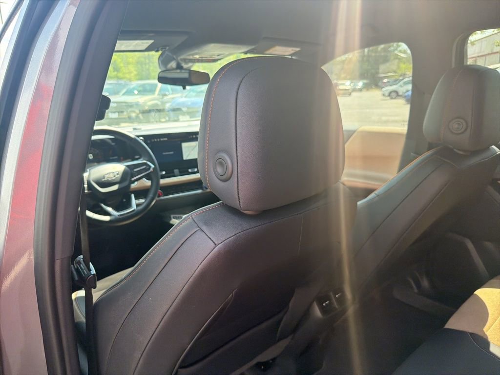 Used 2025 Chevrolet Equinox ACTIV FWD image 20