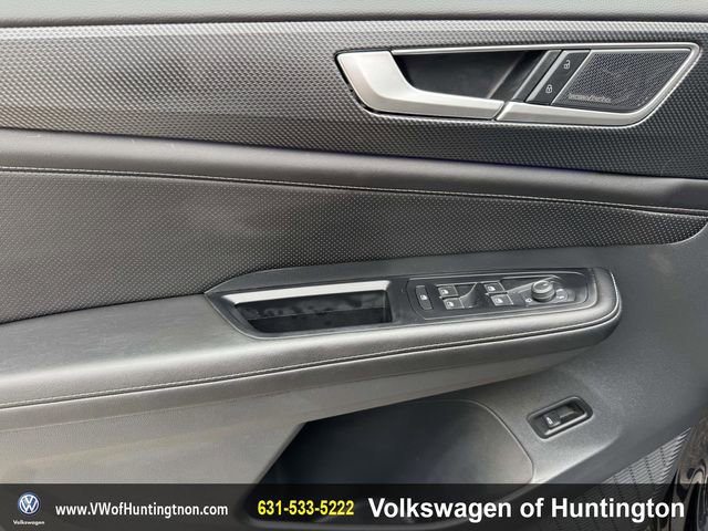 Certified 2025 Volkswagen Atlas Cross Sport SEL Premium R-Line image 15