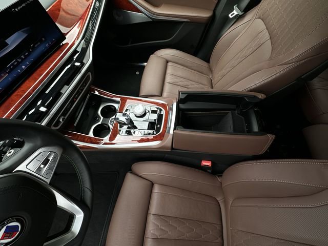 Used 2024 BMW ALPINA XB7 AWD/4WD image 29