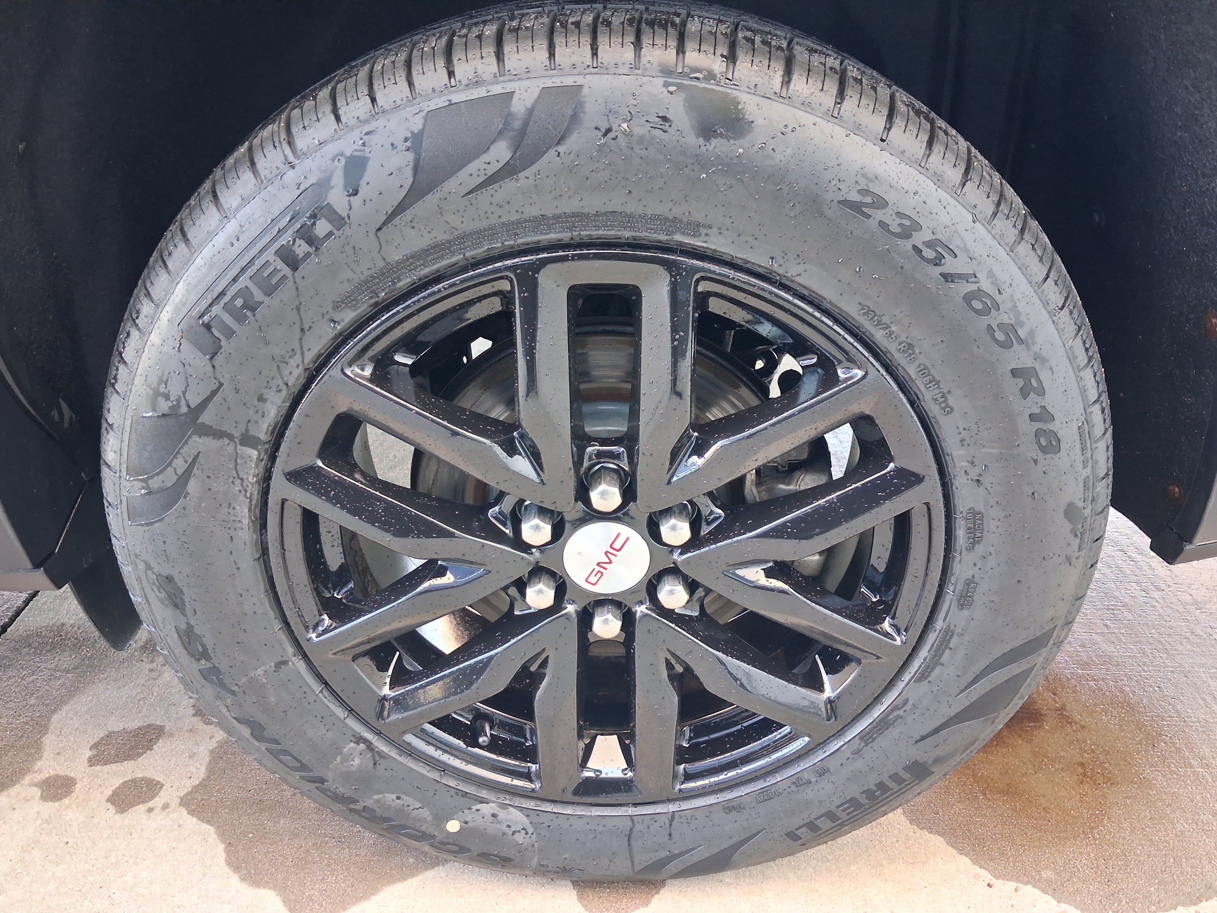 Used 2018 GMC Acadia SLT AWD/4WD image 17
