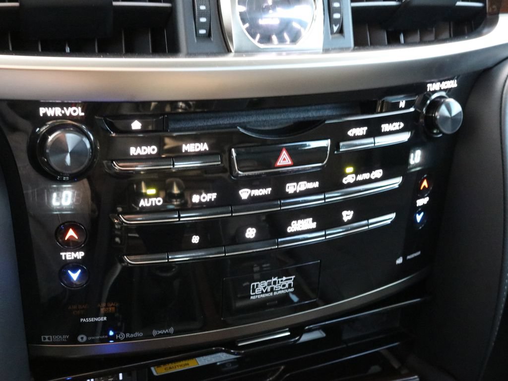 Used 2017 Lexus LX 570 4WD w/ Luxury Package image 17