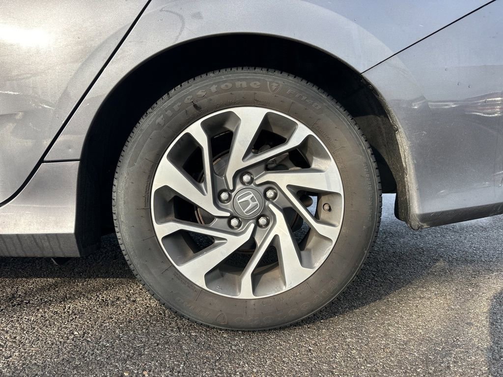 Used 2018 Honda Civic EX image 6