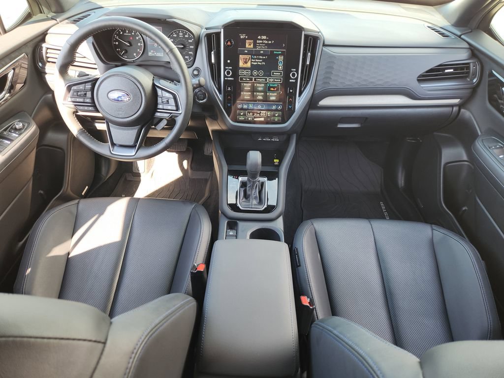 Used 2025 Subaru Forester Limited AWD/4WD image 20