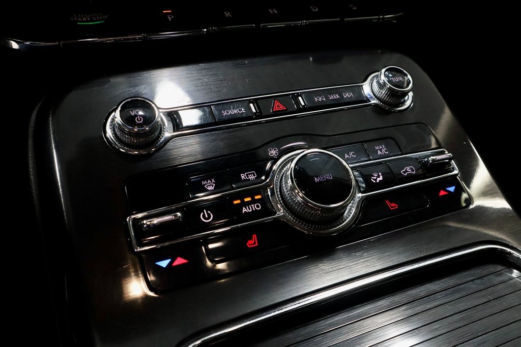 Used 2022 Lincoln Nautilus FWD w/ Premium Package image 34