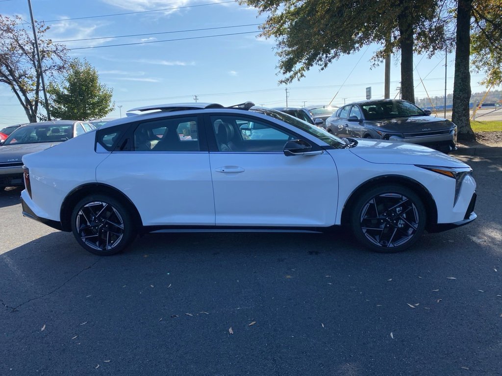 New 2025 Kia K4 GT-Line image 8