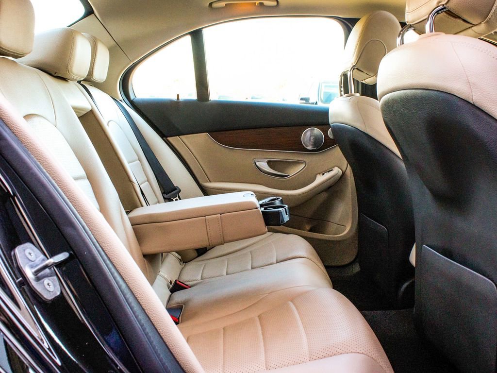 Used 2021 Mercedes-Benz C 300 4MATIC Sedan image 37