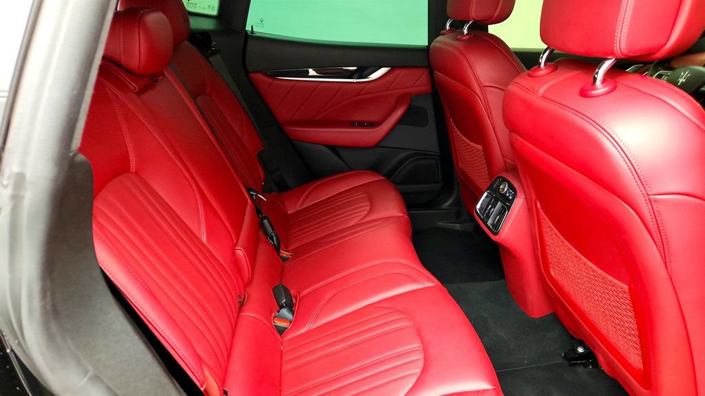 Used 2022 Maserati Levante GT AWD/4WD image 23