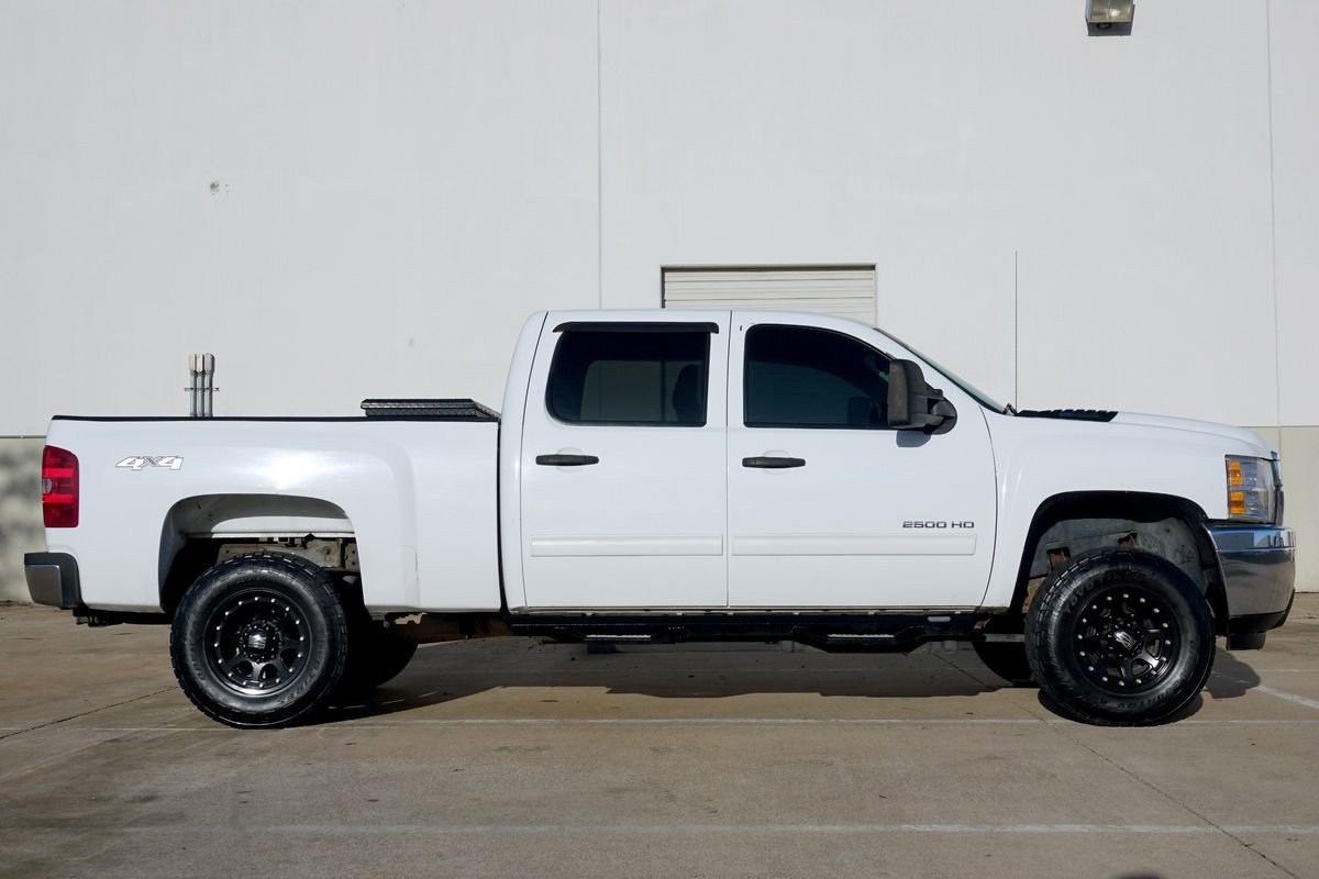 Used 2014 Chevrolet Silverado 2500 LT image 12