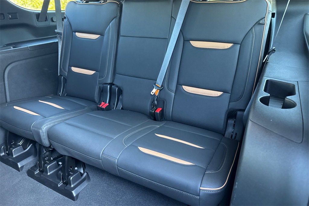 Certified 2024 GMC Yukon XL AT4 image 17