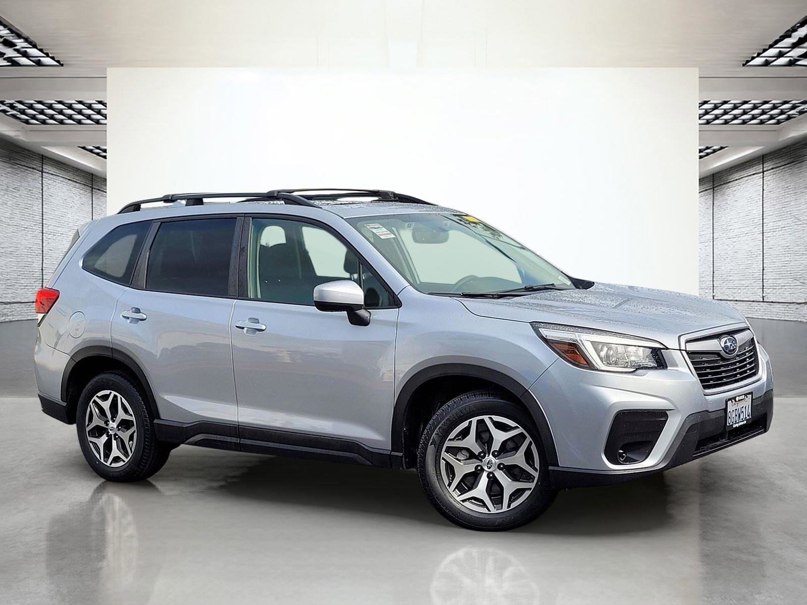 Used 2019 Subaru Forester Premium w/ All-Weather Package AWD/4WD image 2