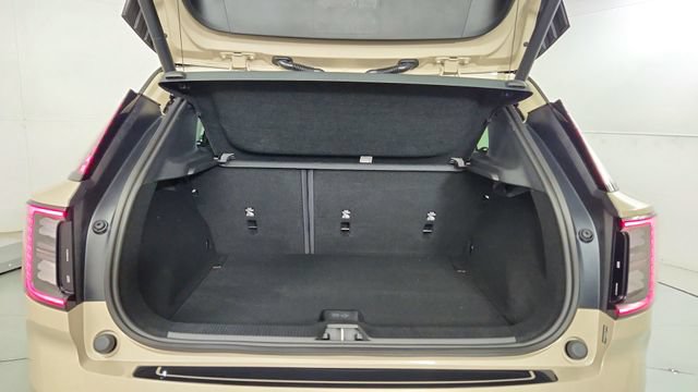 New 2026 Volvo EX30 Plus w/ Protection Package Premier AWD/4WD image 35