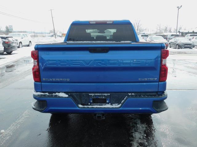 Used 2024 Chevrolet Silverado 1500 Custom w/ Turbomax Blackout Package image 8