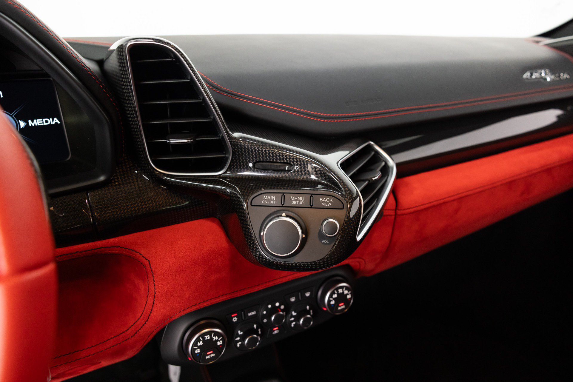Certified 2015 Ferrari 458 Italia Coupe RWD image 81