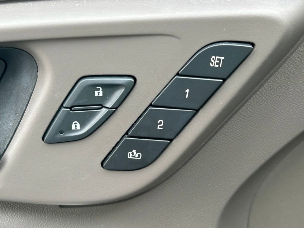 Used 2024 Chevrolet Malibu LT image 24