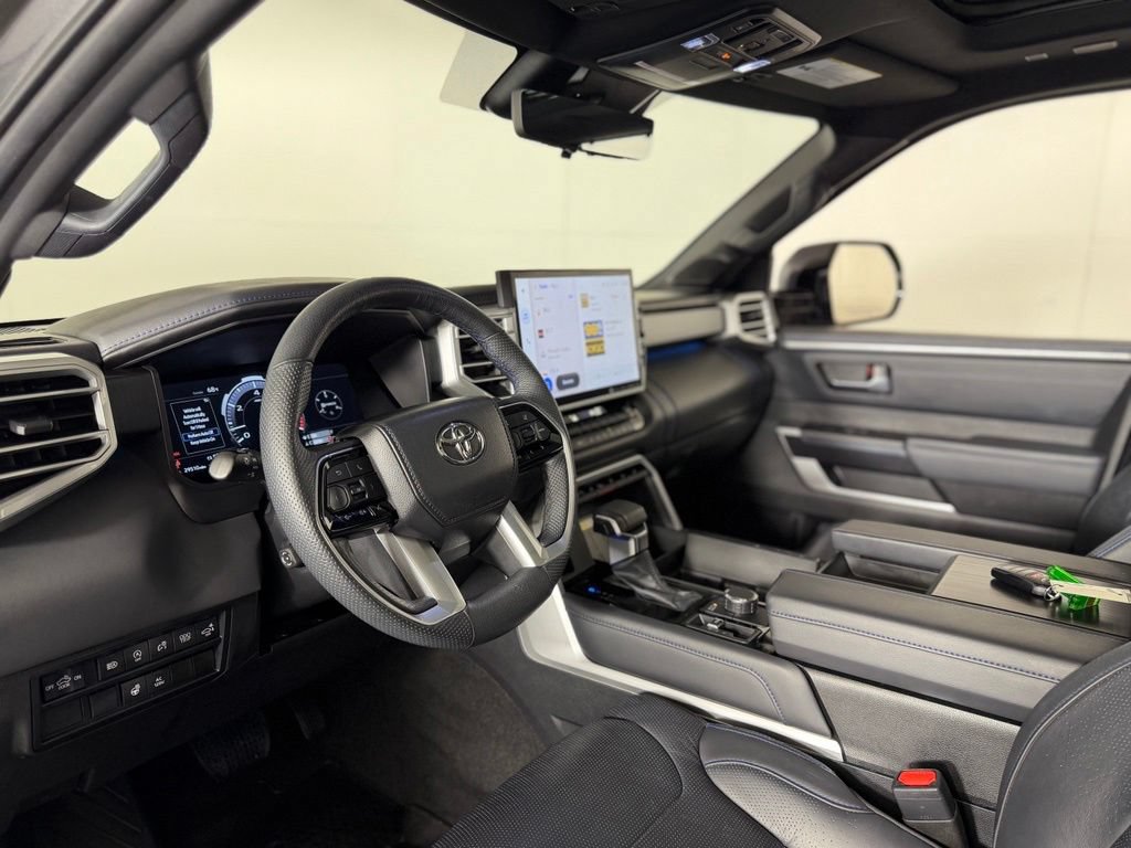 Used 2023 Toyota Tundra Platinum AWD/4WD image 17