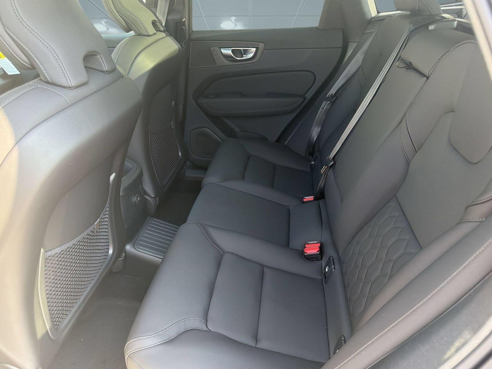 New 2026 Volvo XC60 T8 Plus w/ Climate Package AWD/4WD image 21