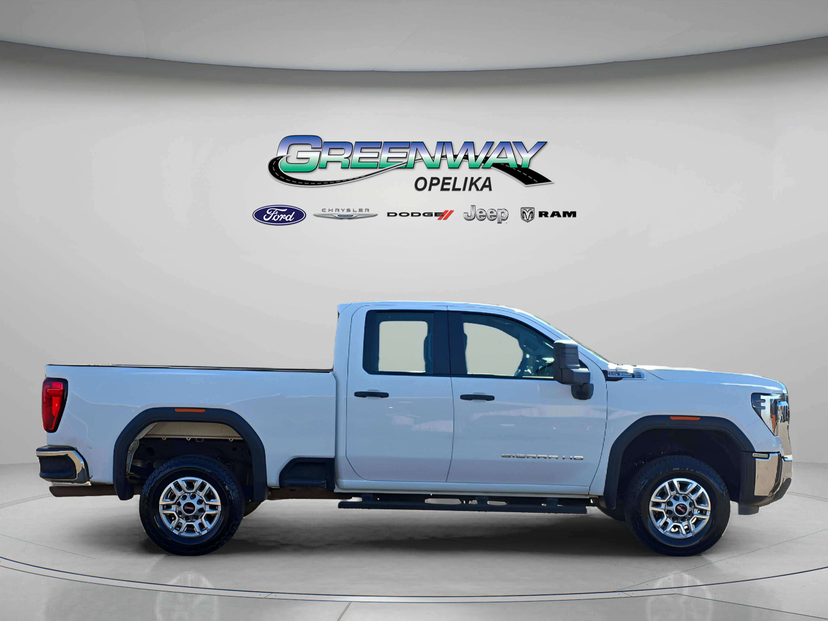 Used 2024 GMC Sierra 2500 Pro image 7