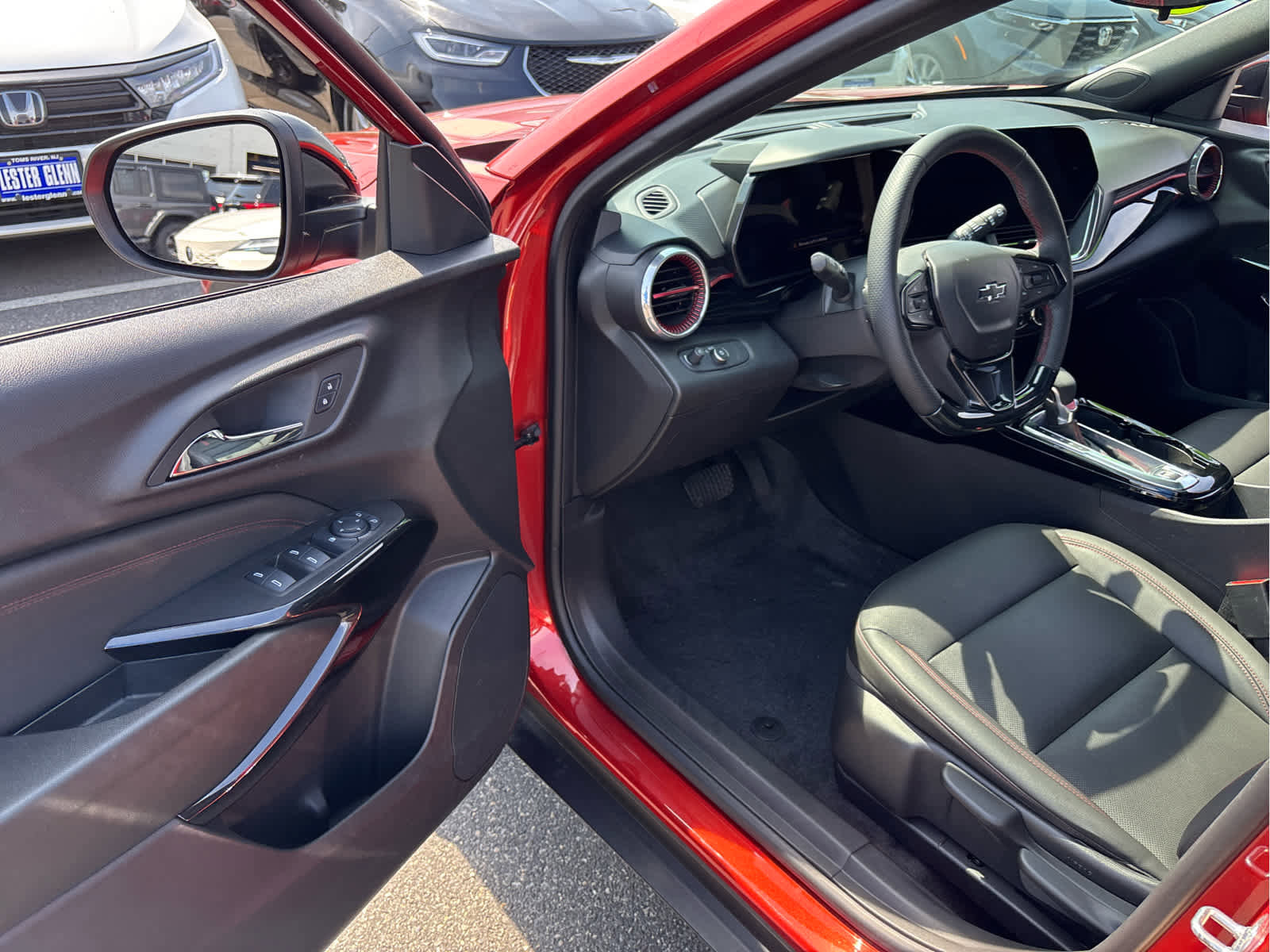 Certified 2024 Chevrolet Trax RS w/ Sunroof Package image 7