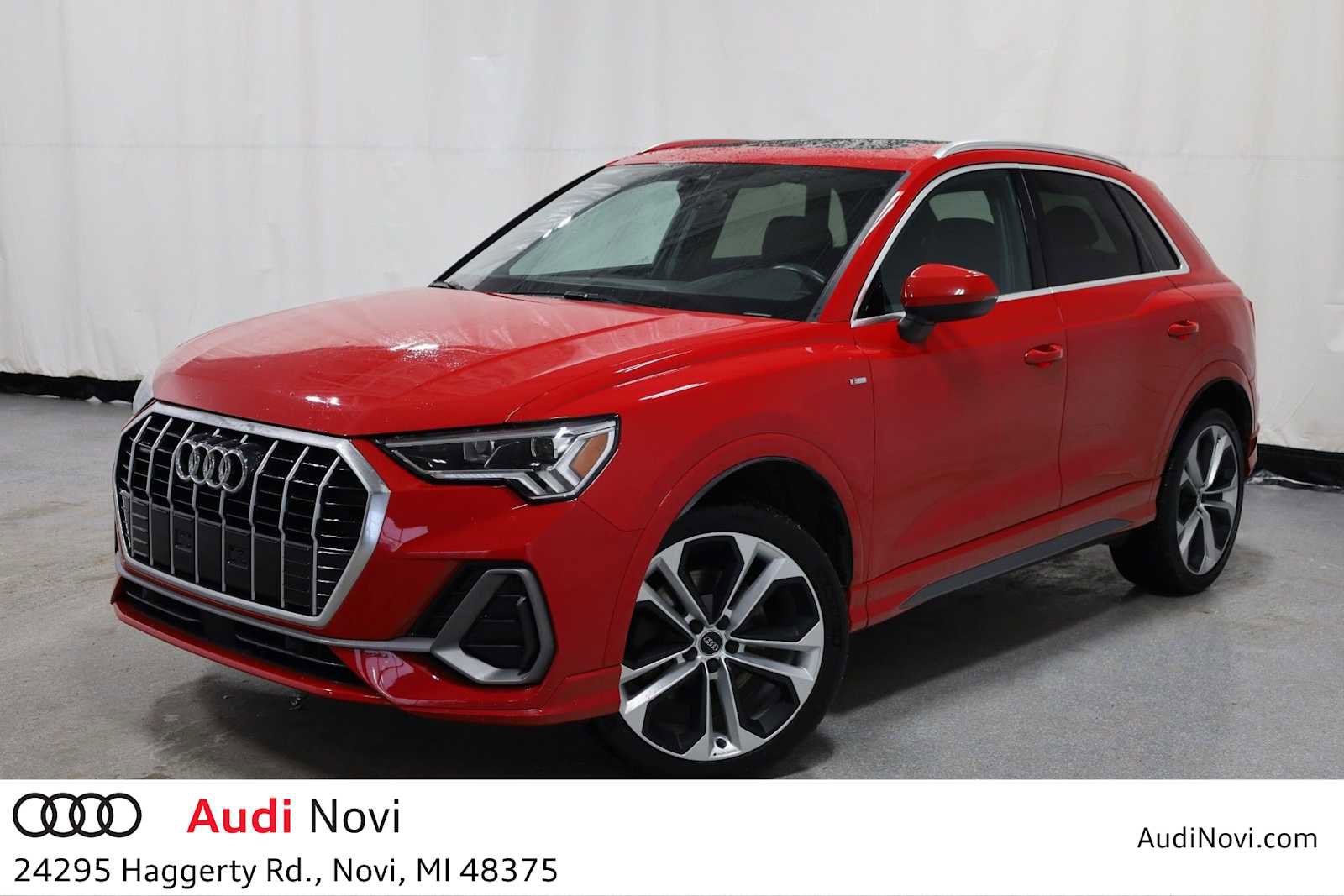 Used 2020 Audi Q3 2.0T Premium Plus w/ Premium Plus Package image 1