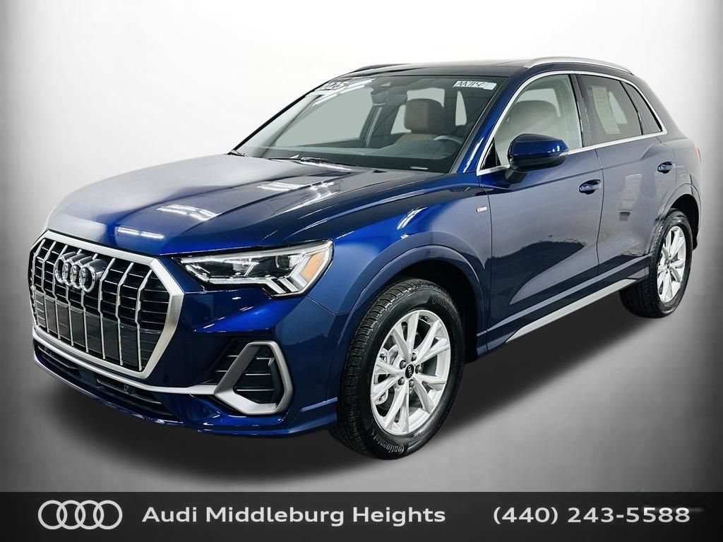 Certified 2025 Audi Q3 2.0T Premium Plus w/ Premium Plus Package AWD/4WD image 4