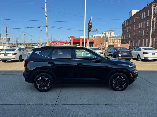 Used 2024 Kia Seltos EX AWD/4WD image 6