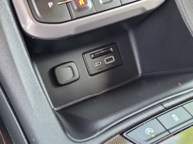 Certified 2023 GMC Acadia AT4 w/ Technology Package AWD/4WD image 20