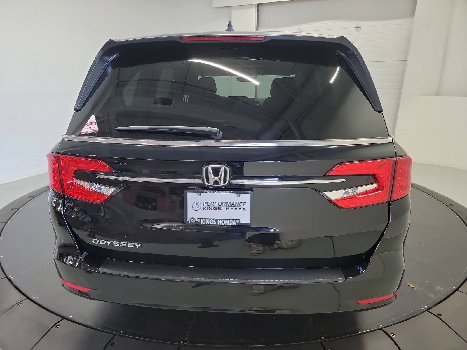 Used 2023 Honda Odyssey EX-L image 8
