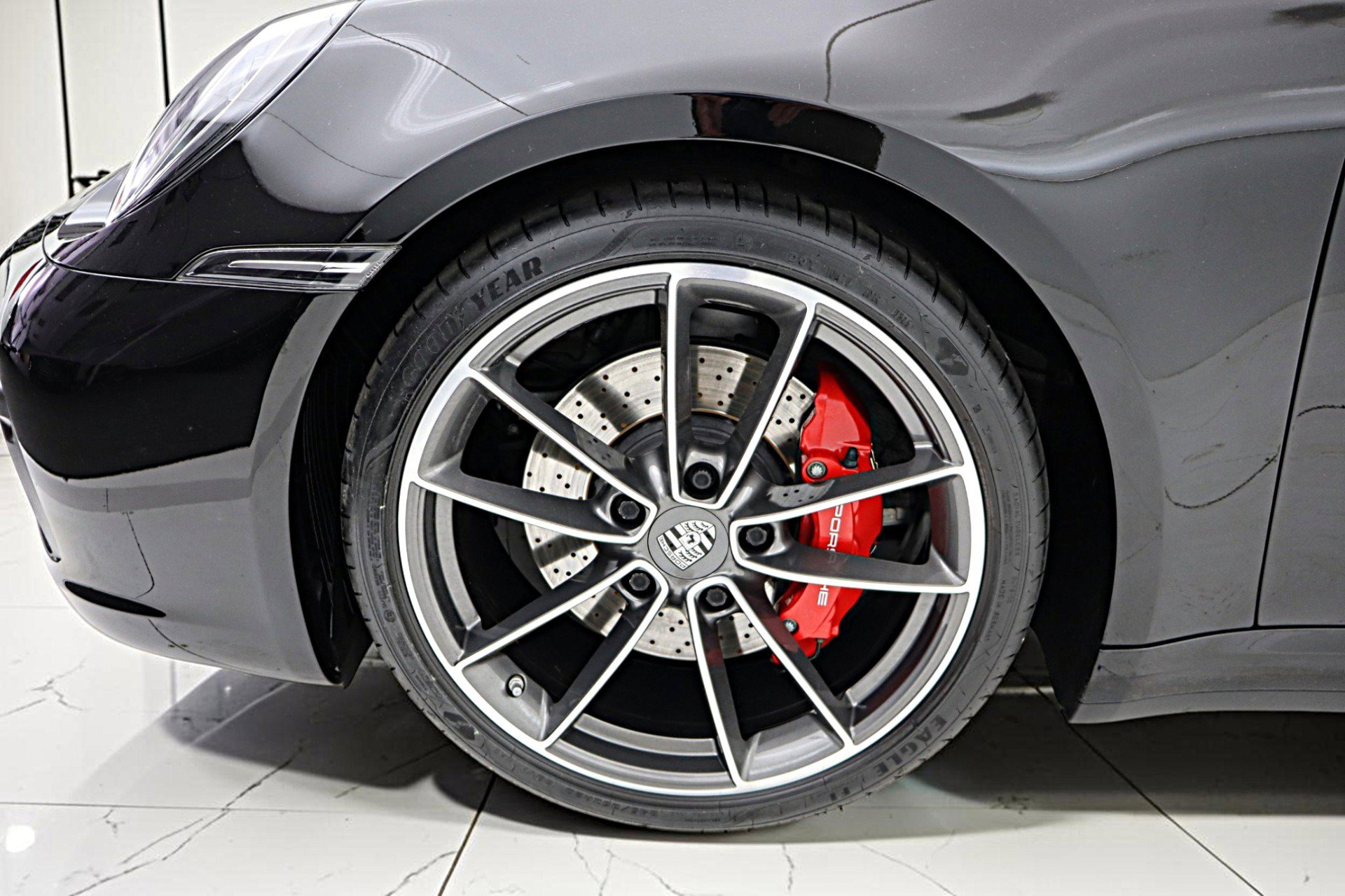 Used 2020 Porsche 911 Carrera 4S AWD/4WD image 50