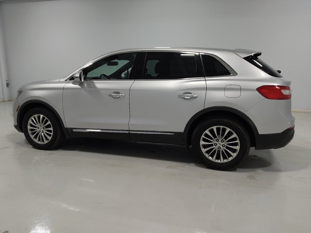 Used 2016 Lincoln MKX Select AWD/4WD image 3