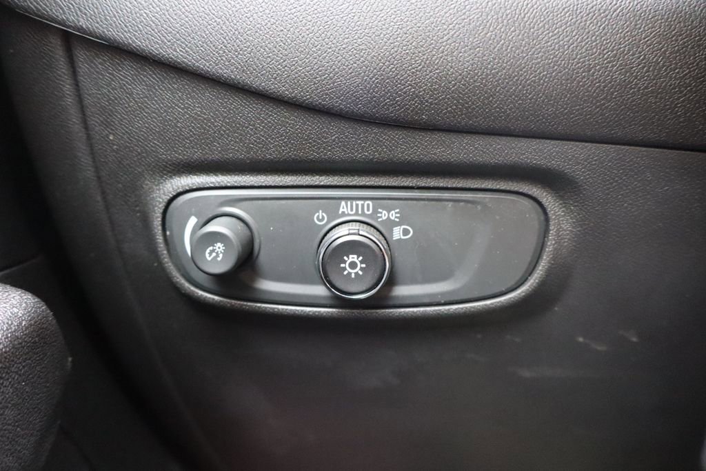 Used 2024 Chevrolet Equinox RS FWD image 13
