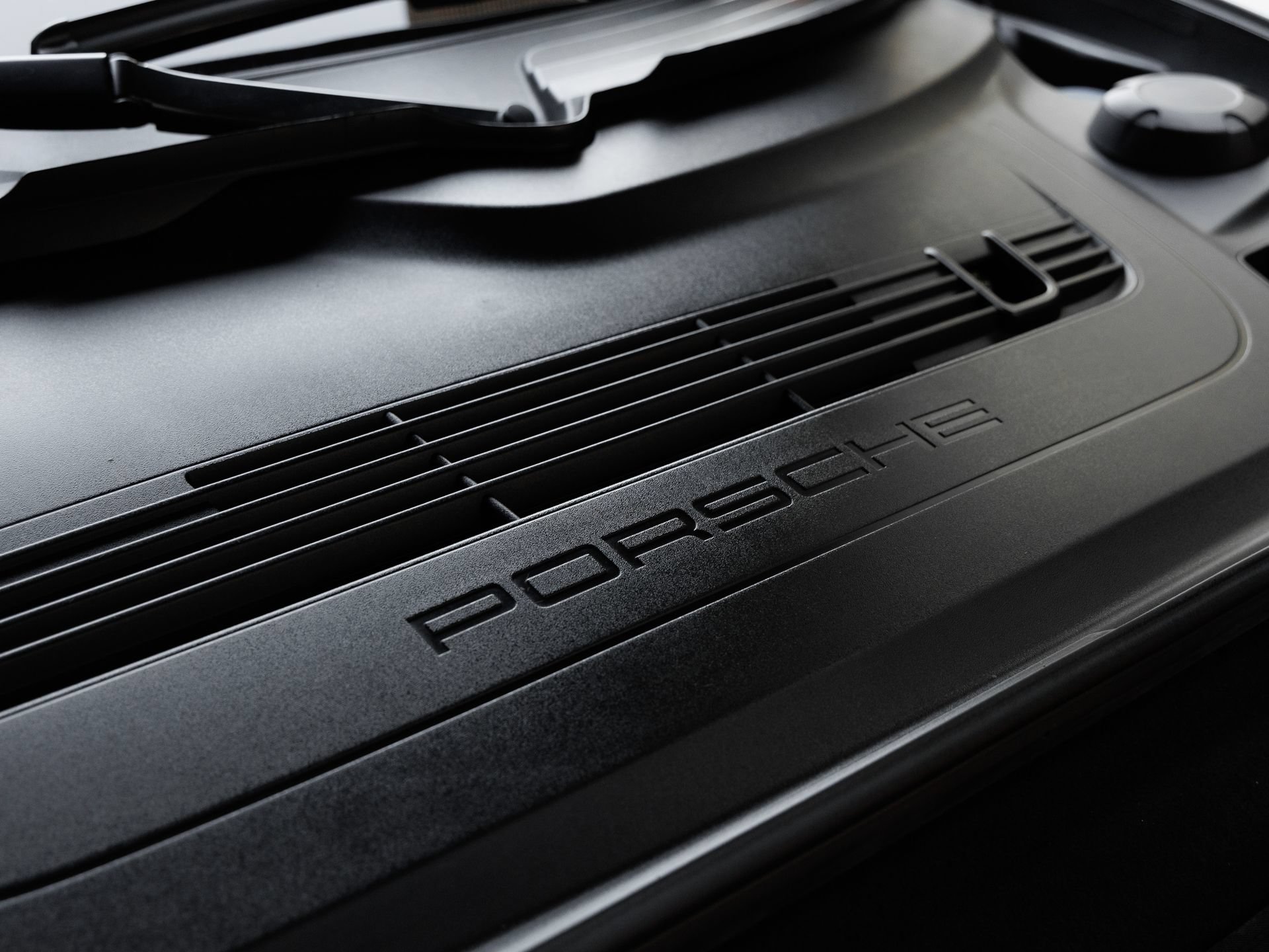 Certified 2019 Porsche 911 Speedster RWD image 44