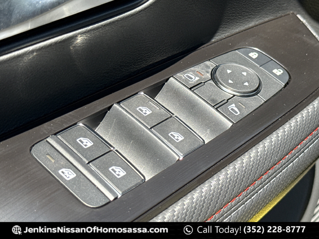 New 2026 Nissan Kicks SR FWD image 30