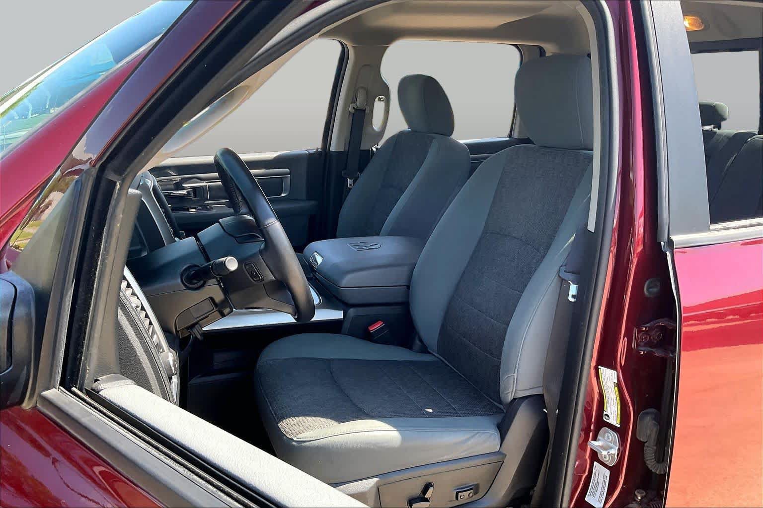 Used 2016 RAM 1500 Big Horn AWD/4WD image 8