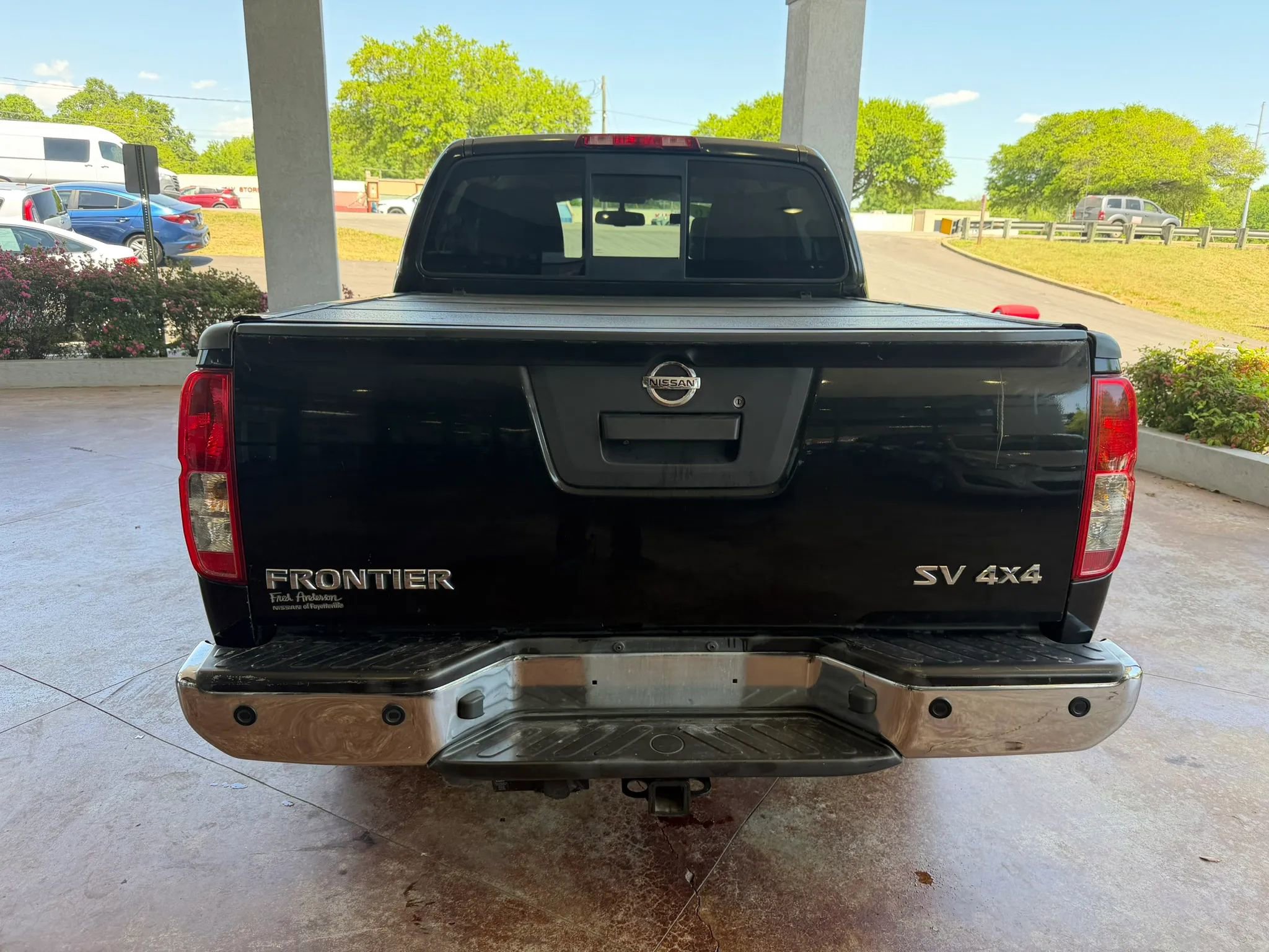 Used 2016 Nissan Frontier SV w/ SV Value Truck Package AWD/4WD image 5