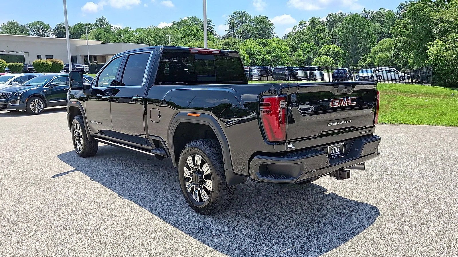 Used 2026 GMC Sierra 2500 Denali w/ Denali Reserve Package AWD/4WD image 7