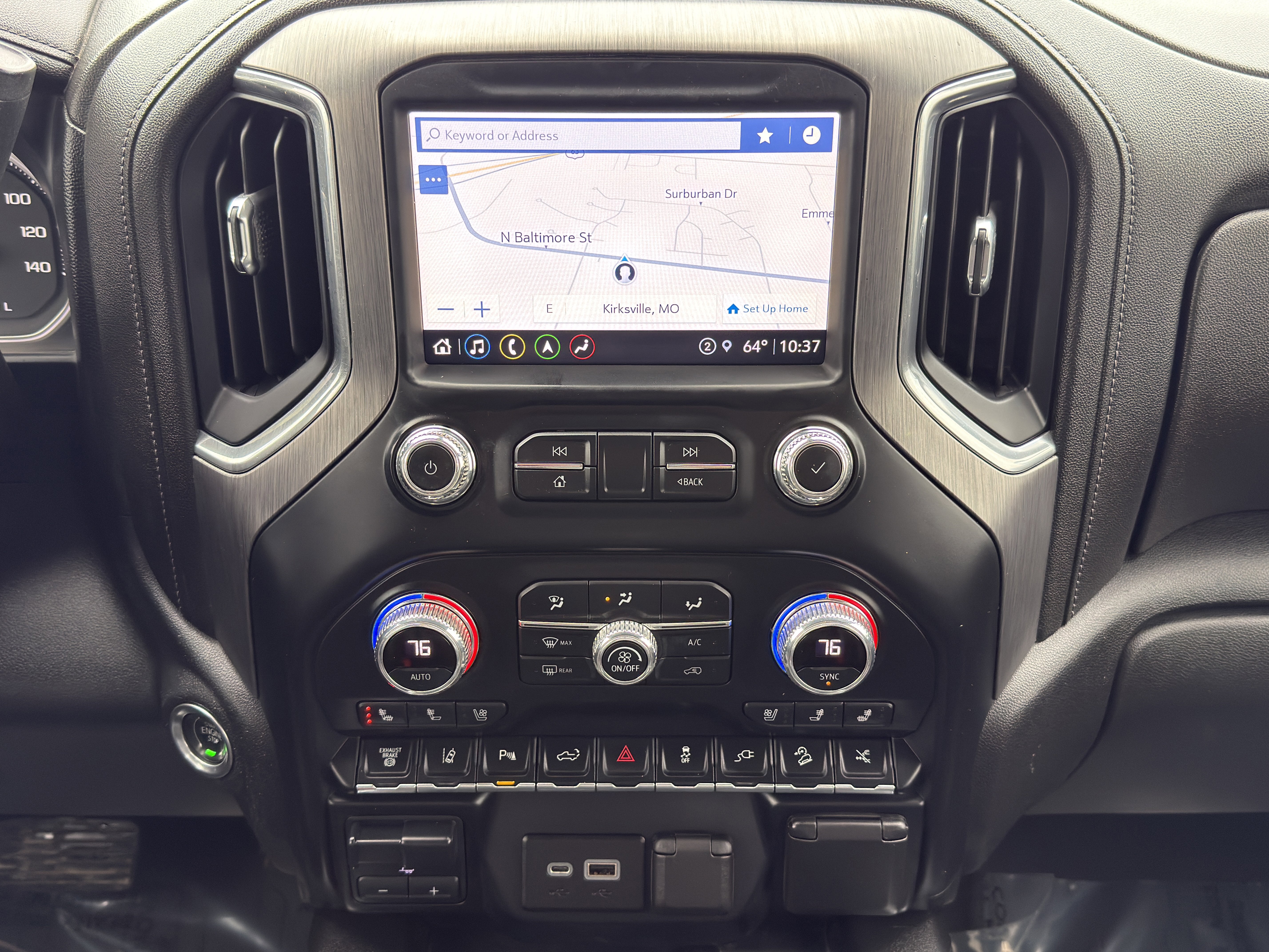 Used 2022 GMC Sierra 2500 Denali w/ Denali Ultimate Package AWD/4WD image 34